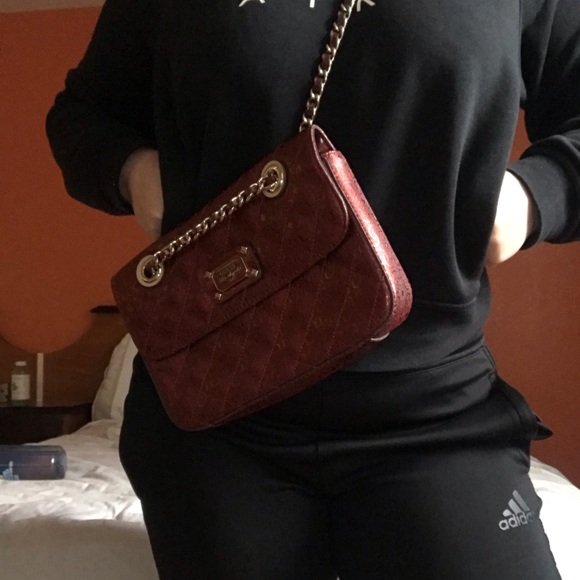 Guess shoulder bag - Picture 10 of 11